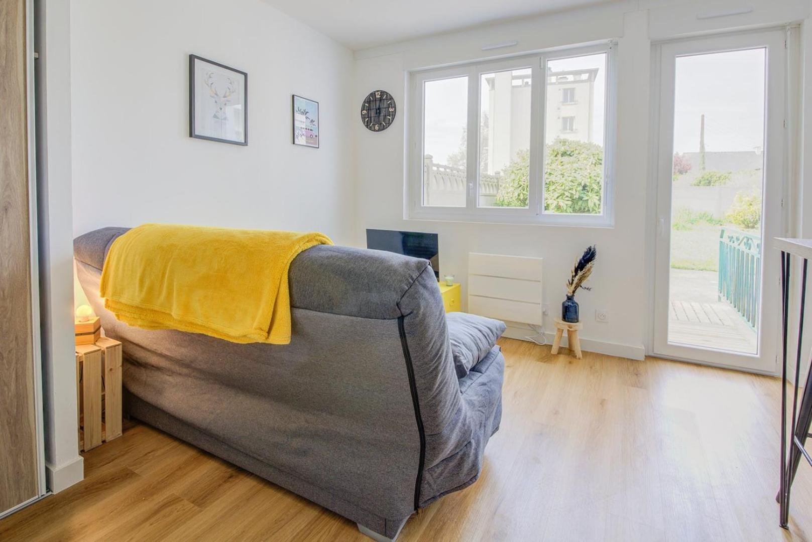 Le Yellow, Studio Renove, Tout Confort, Jardin Lägenhet Saint-Jacques-de-la-Lande Exteriör bild